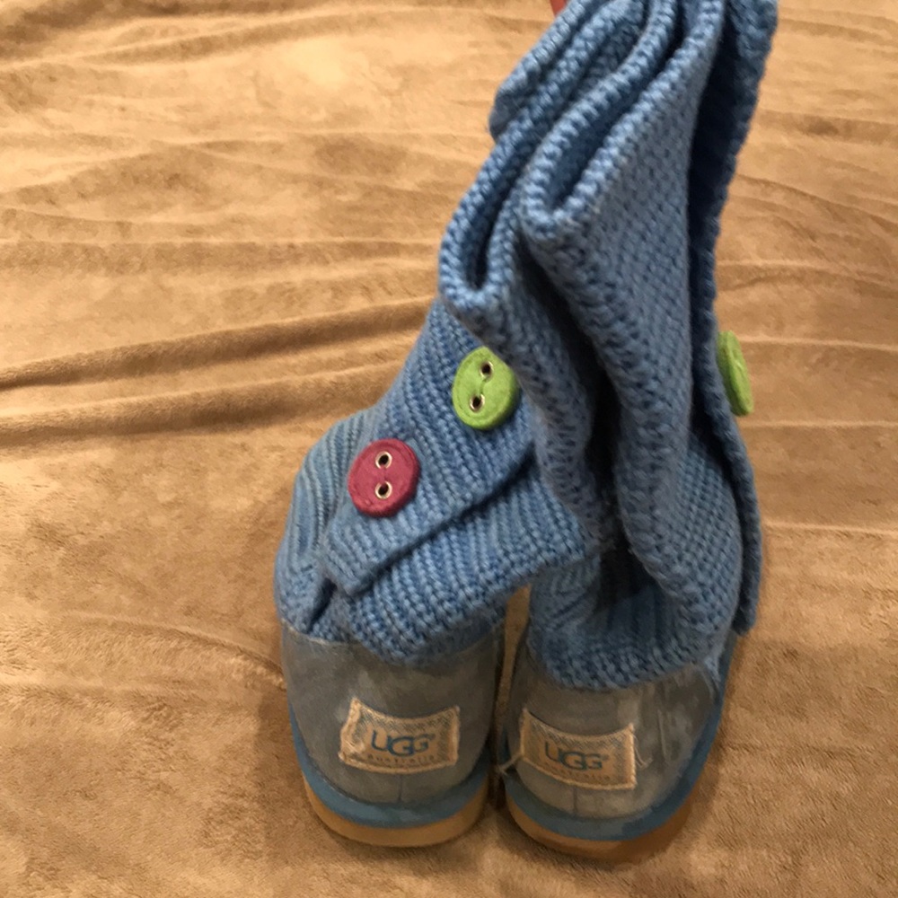 Girls Ugg sz 3 blue boots